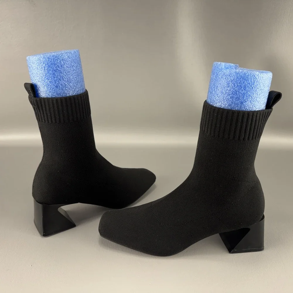 VIVAIA Regina Pro Square Toe Water Repellent Block Heel Boots EU 37 US 6.5 Knit